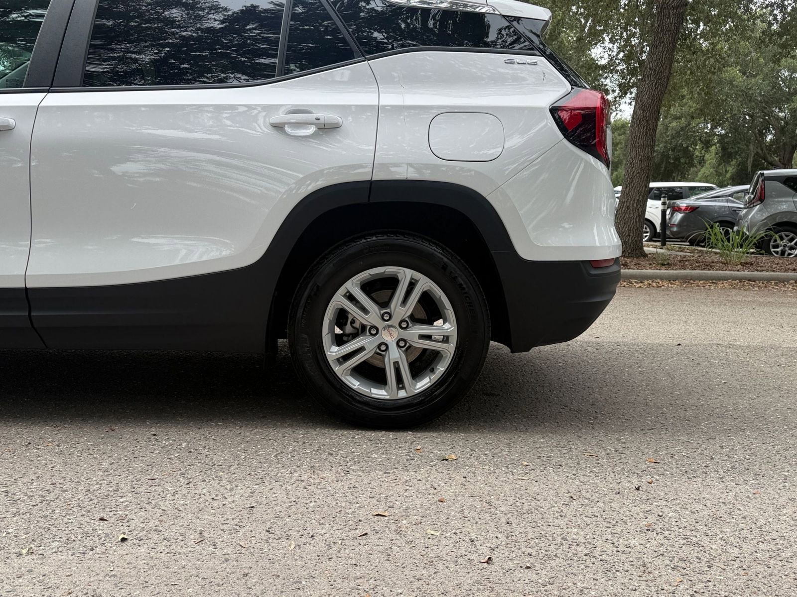 Thumbnail: 2024 GMC Terrain - 28