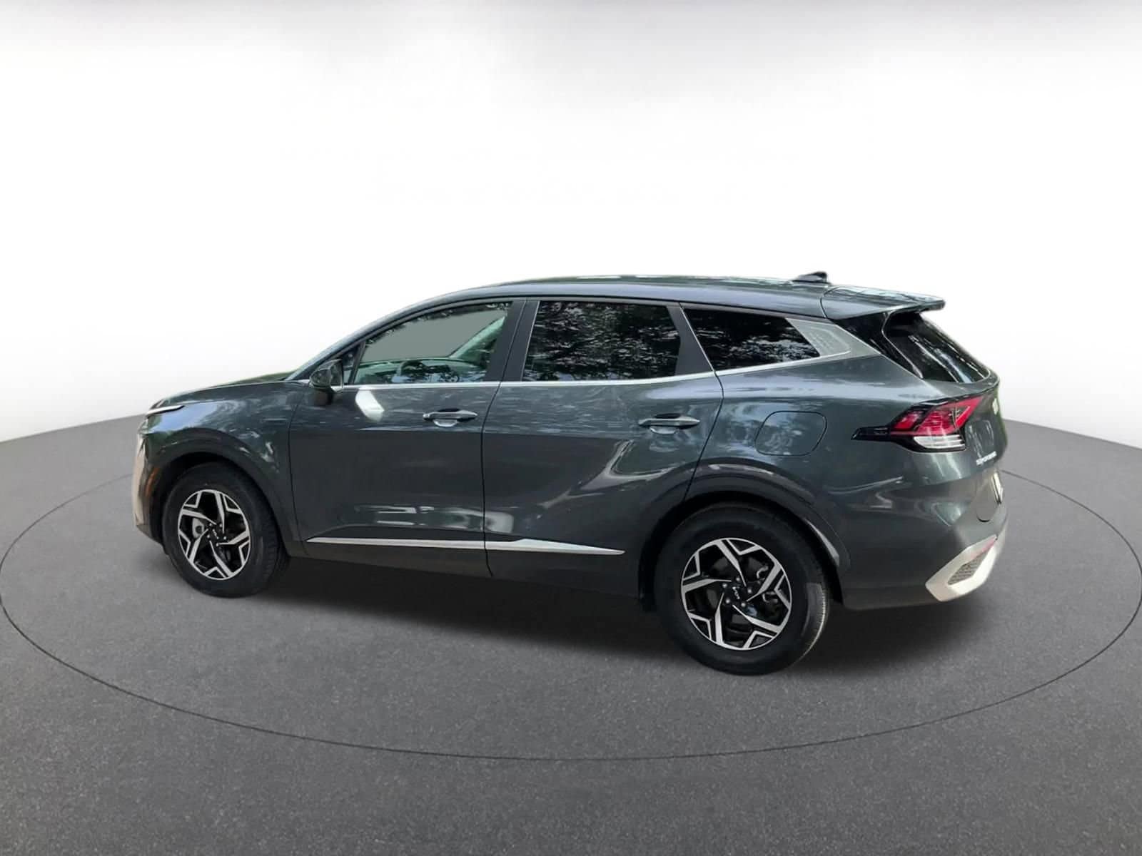 Thumbnail: 2024 Kia Sportage - 10