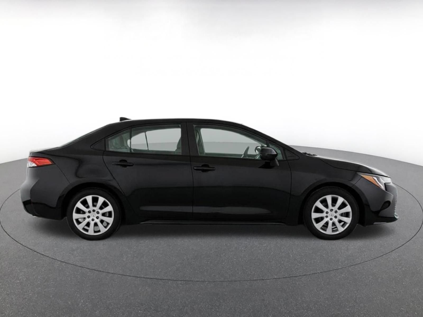Thumbnail: 2025 Toyota Corolla - 14