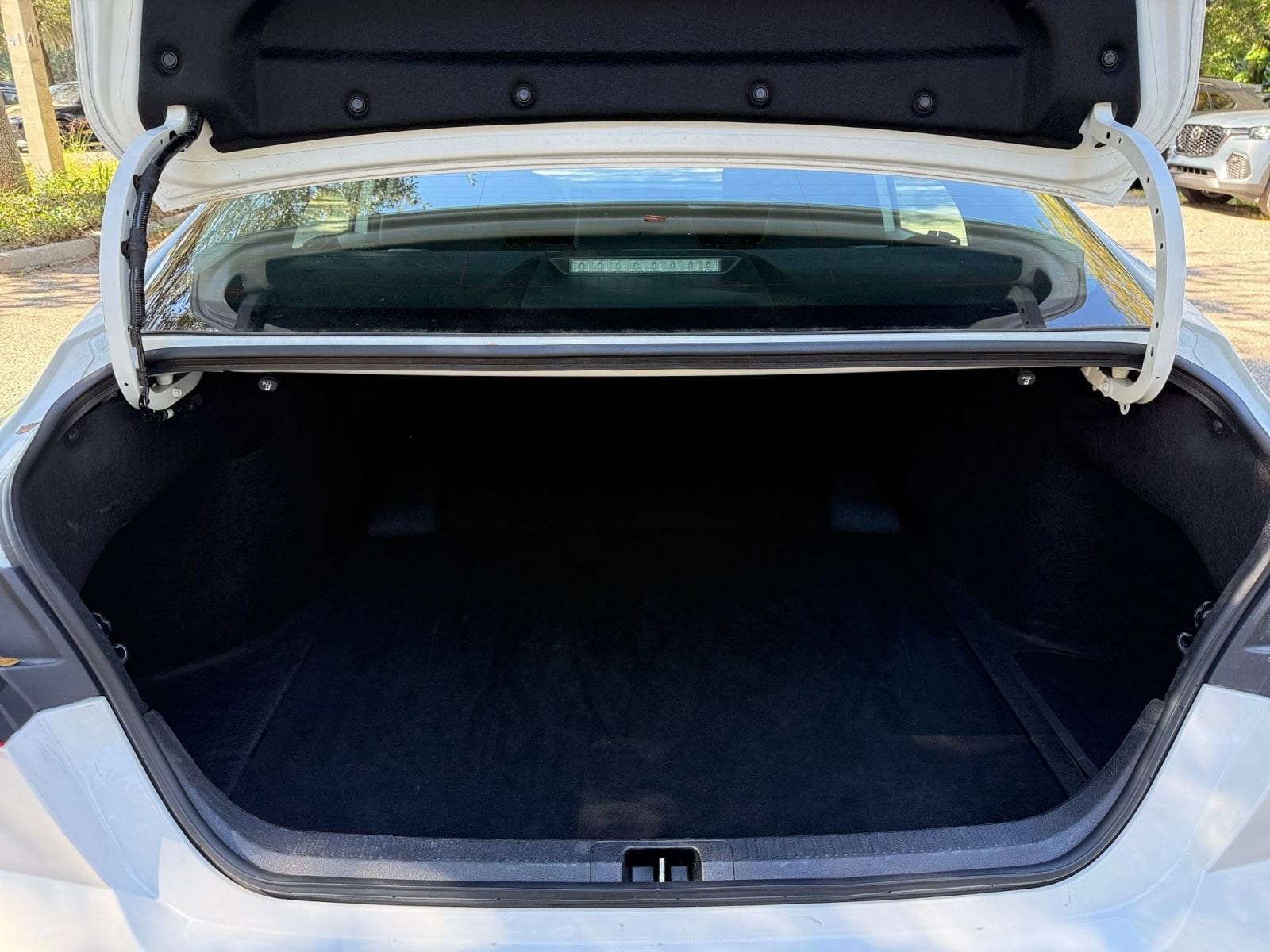 Thumbnail: 2025 Toyota Camry - 24