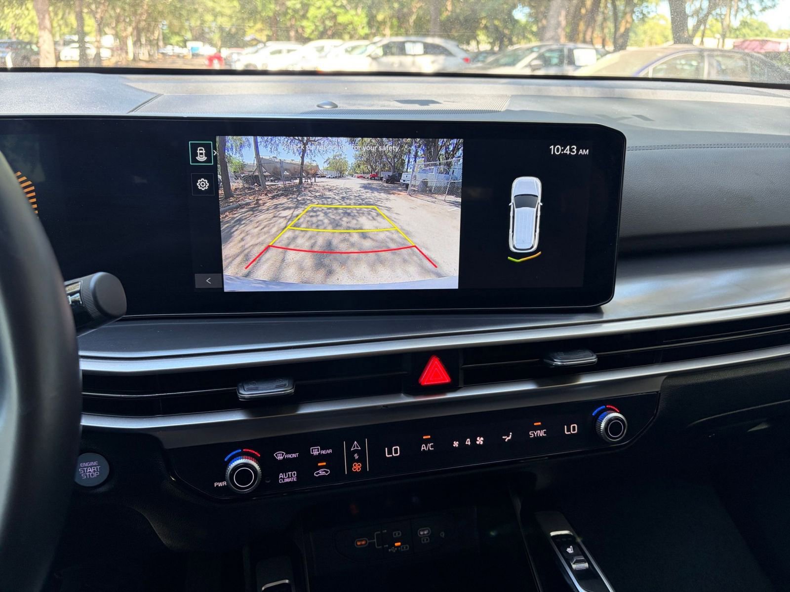 Thumbnail: 2024 Kia Sorento - 25