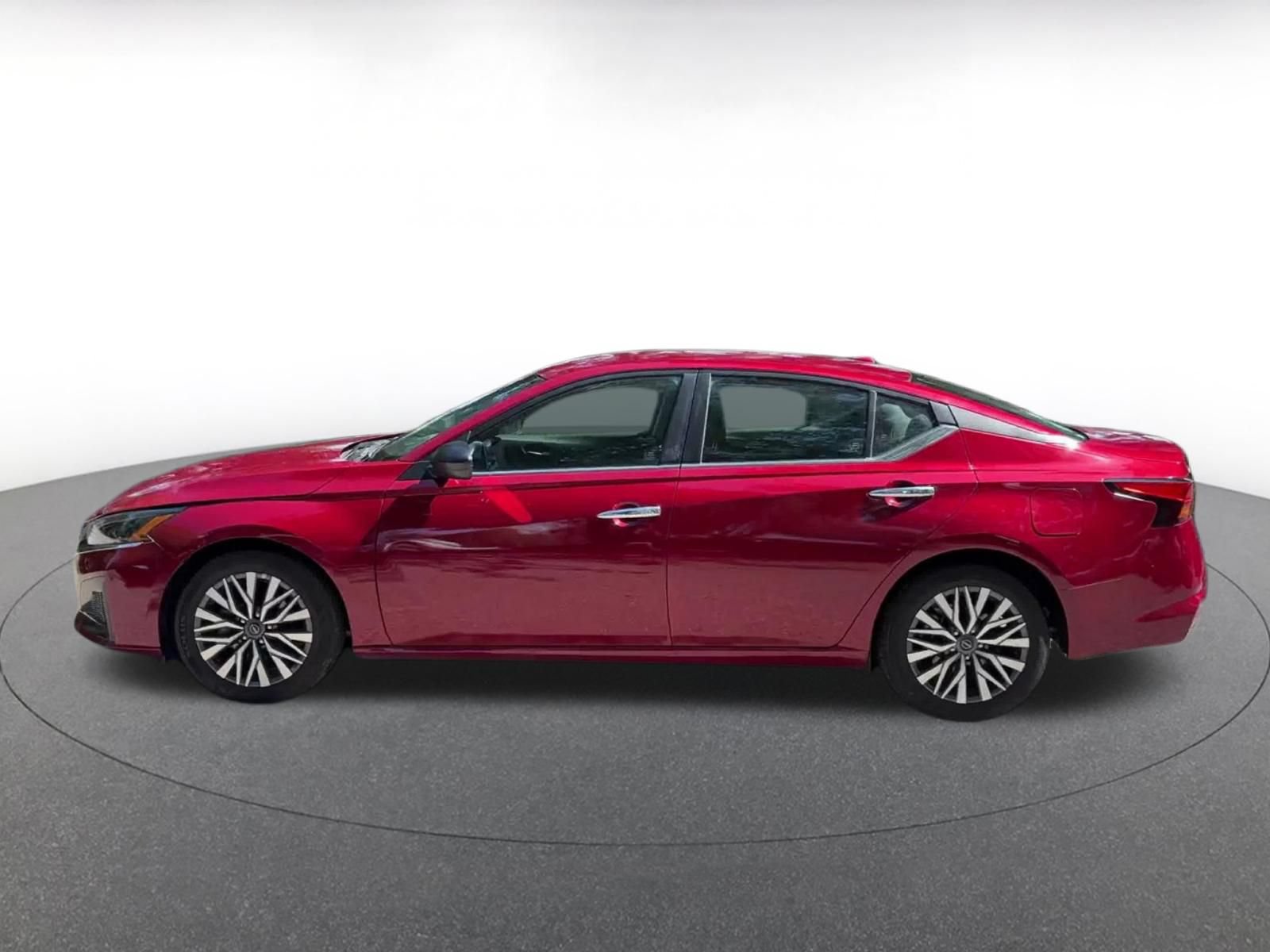 Thumbnail: 2025 Nissan Altima - 9