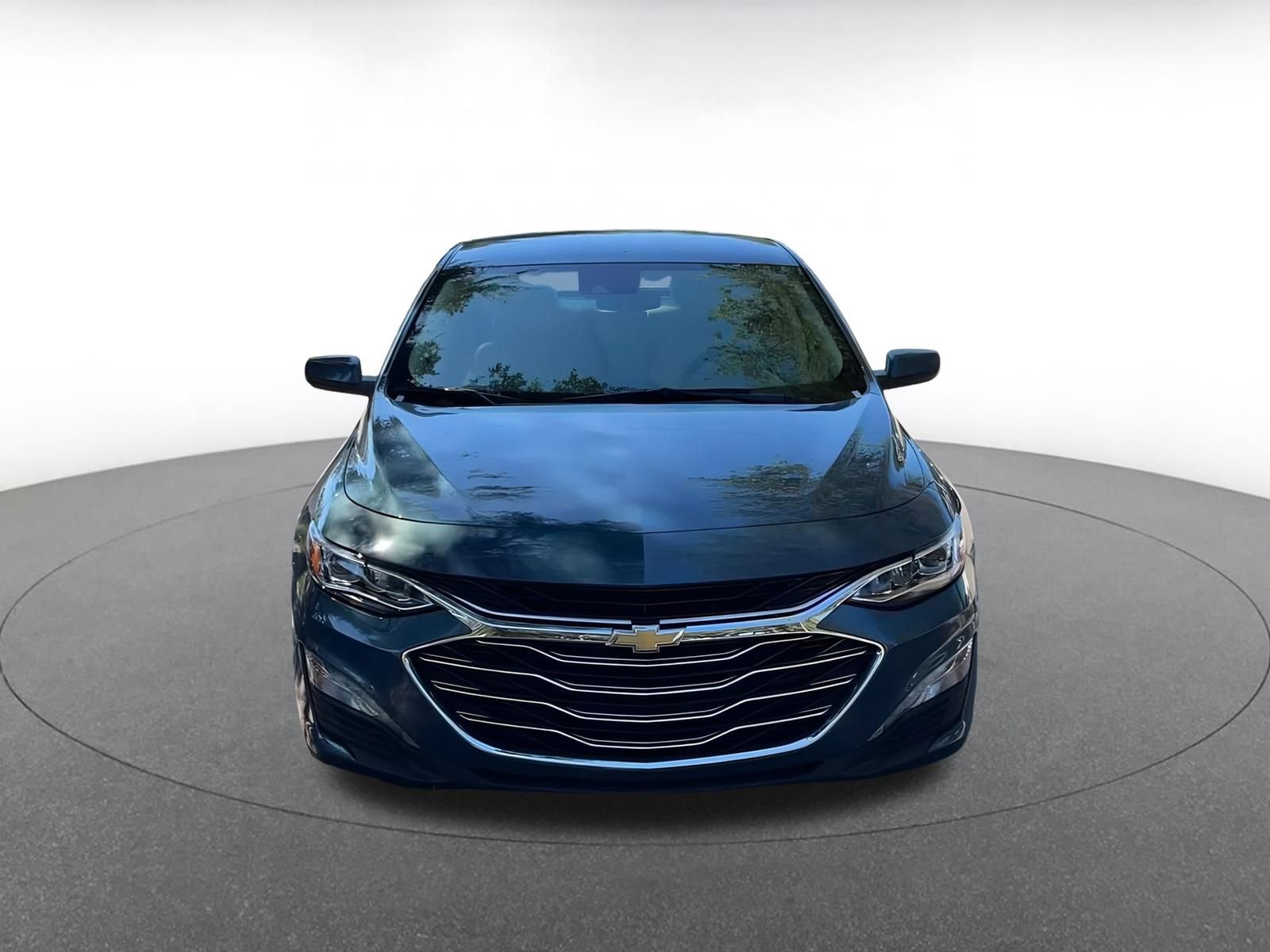Thumbnail: 2024 Chevrolet Malibu - 4