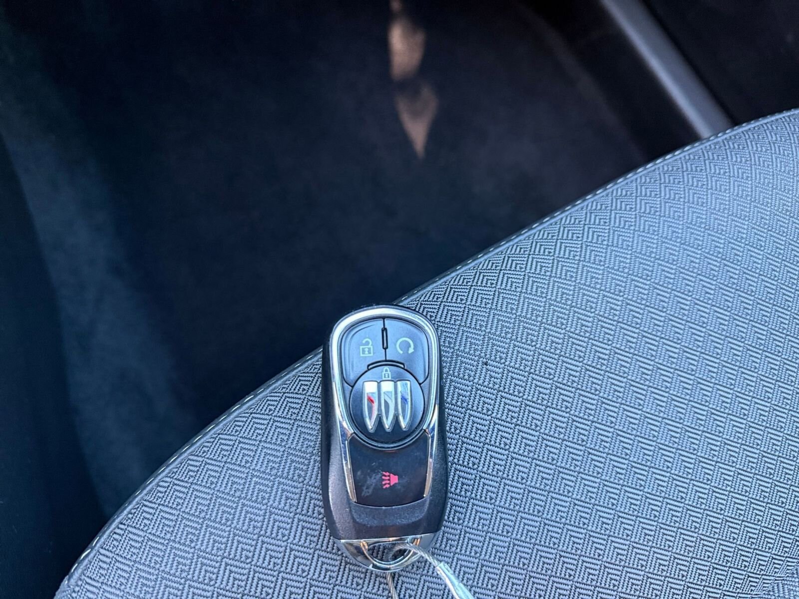 Thumbnail: 2025 Buick Encore GX - 18