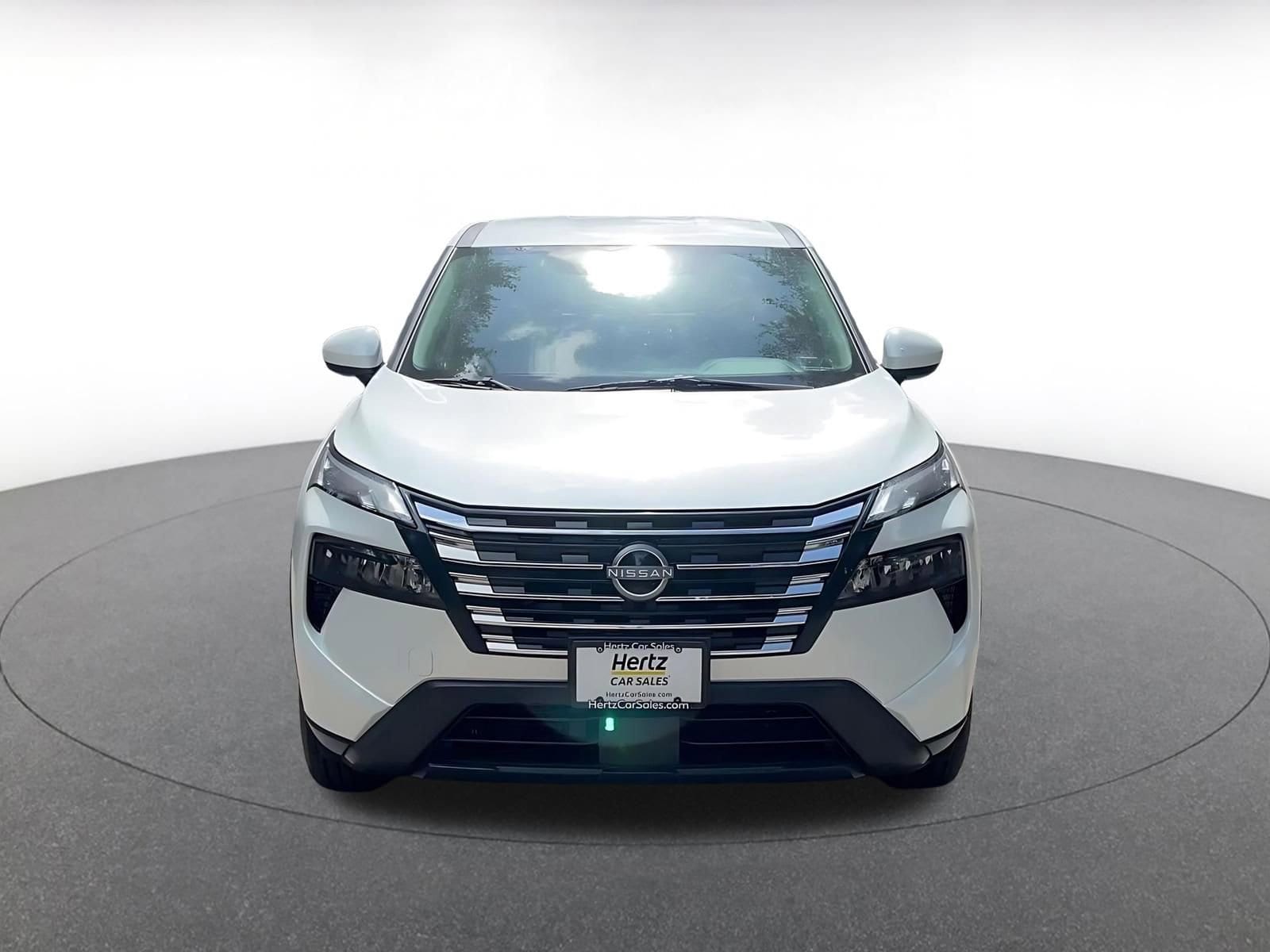 Thumbnail: 2025 Nissan Rogue - 4