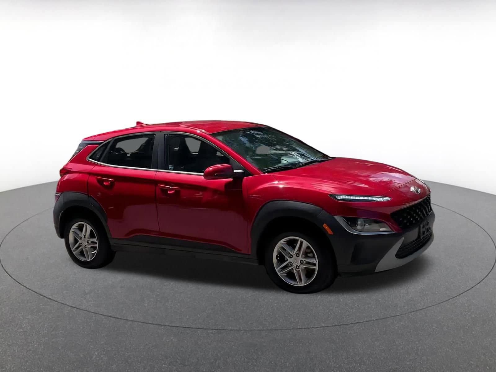 2022 Hyundai Kona SE 2