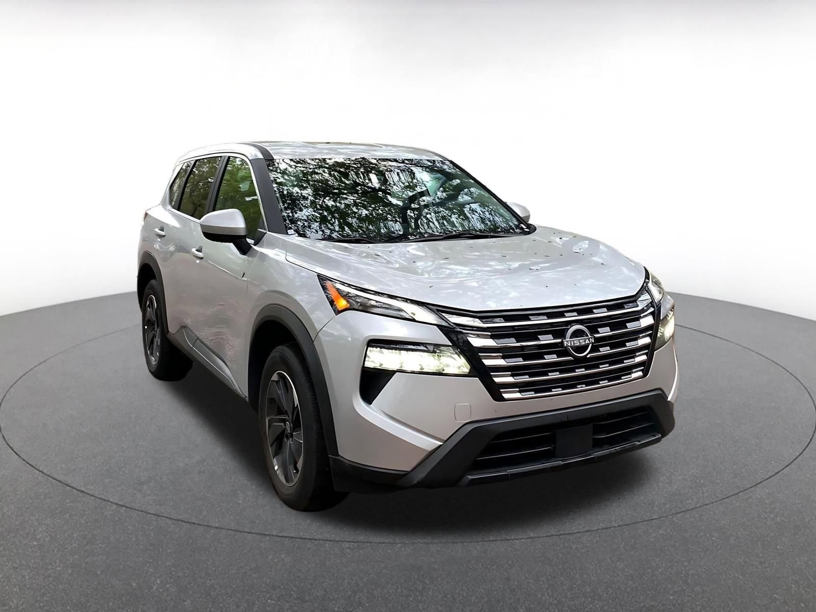 Thumbnail: 2025 Nissan Rogue - 1