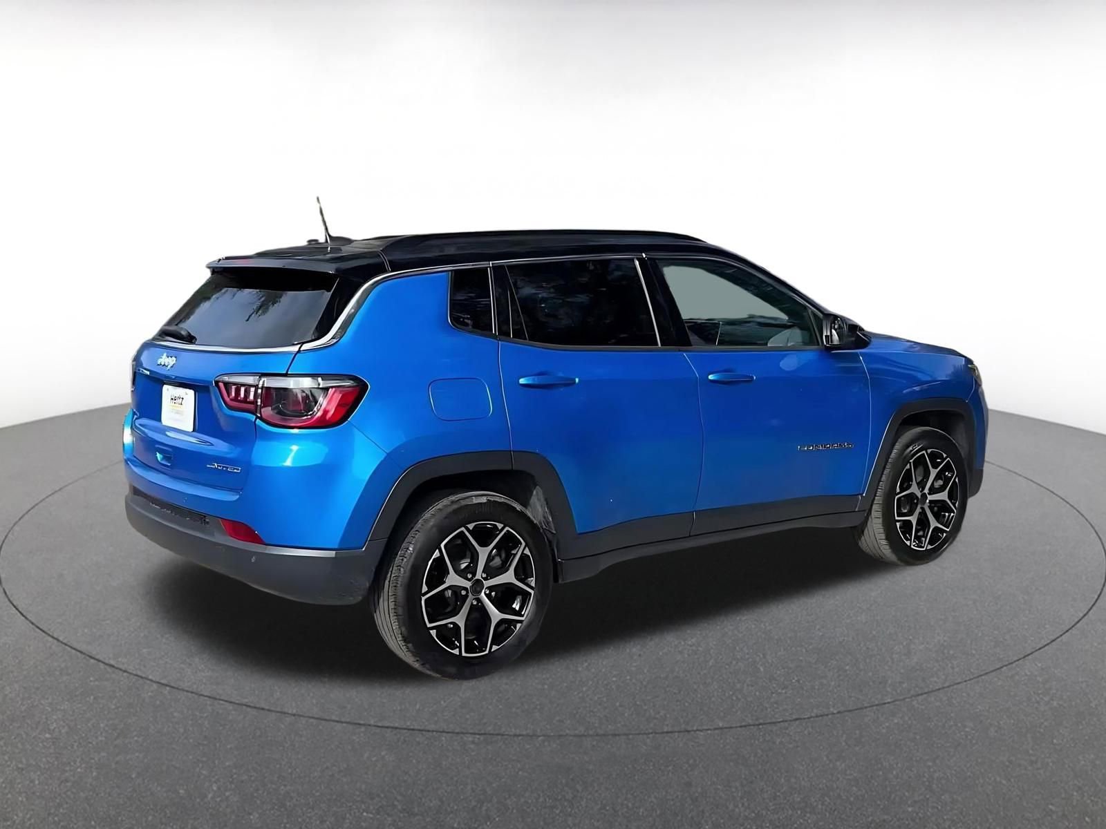 Thumbnail: 2025 Jeep Compass - 12