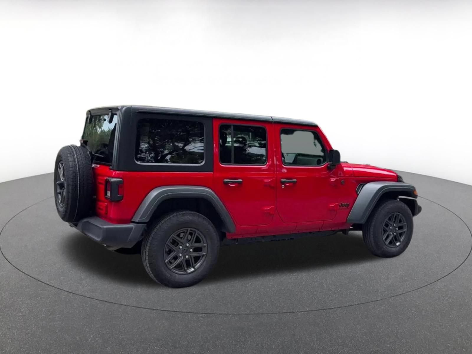 Thumbnail: 2025 Jeep Wrangler - 16