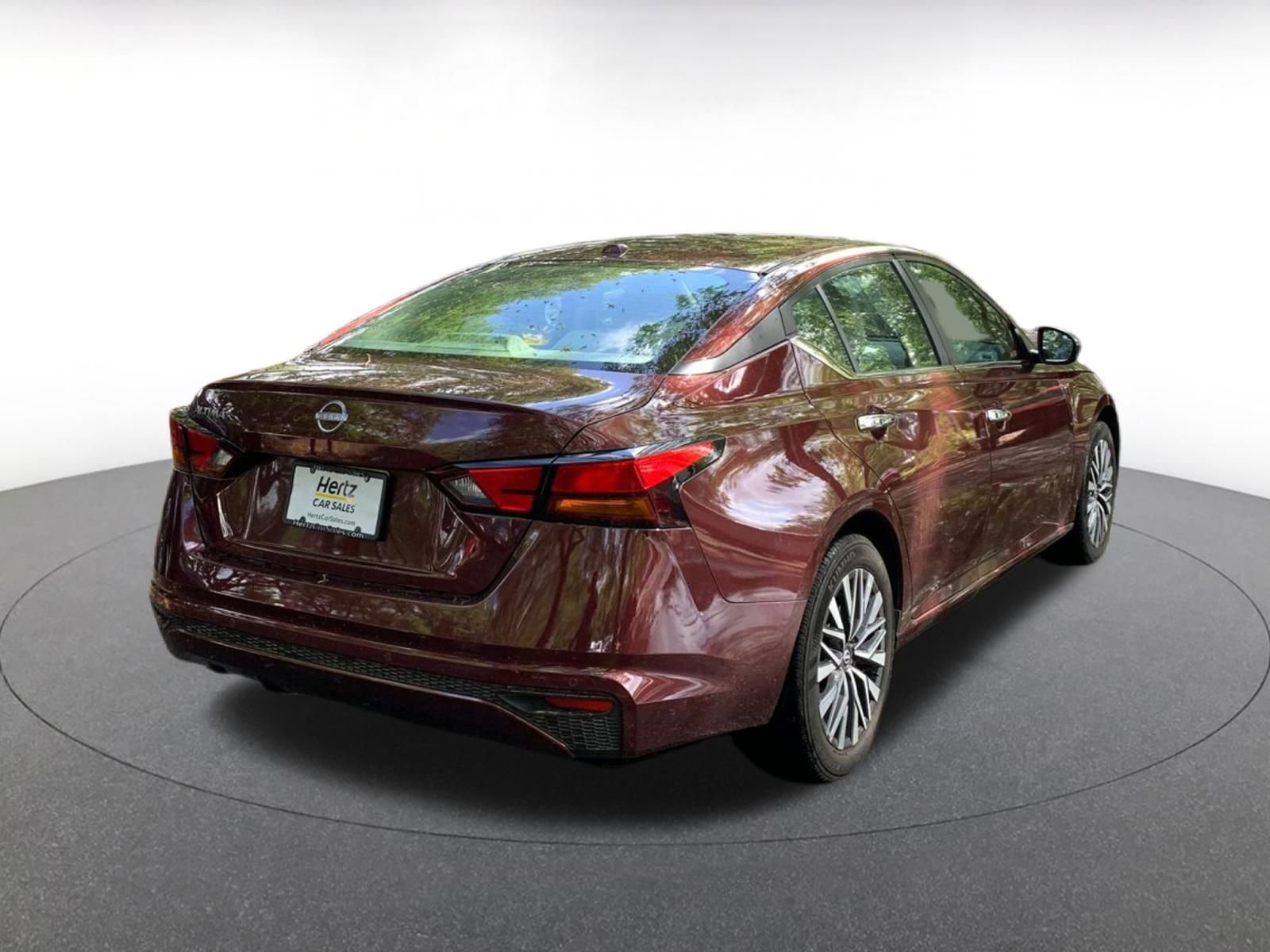 Thumbnail: 2025 Nissan Altima - 7