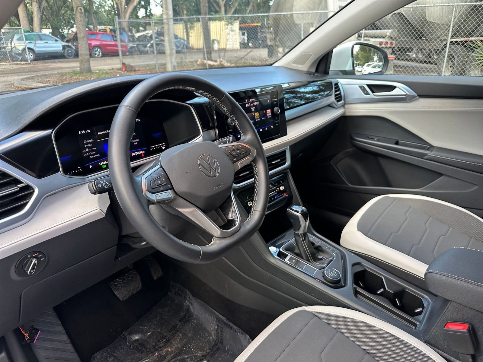 Thumbnail: 2025 Volkswagen Taos - 28