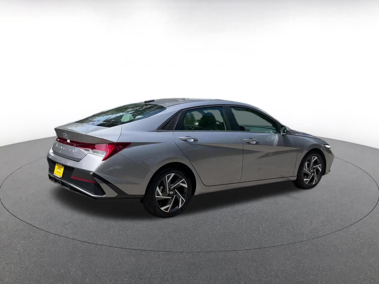 Thumbnail: 2025 Hyundai Elantra - 15