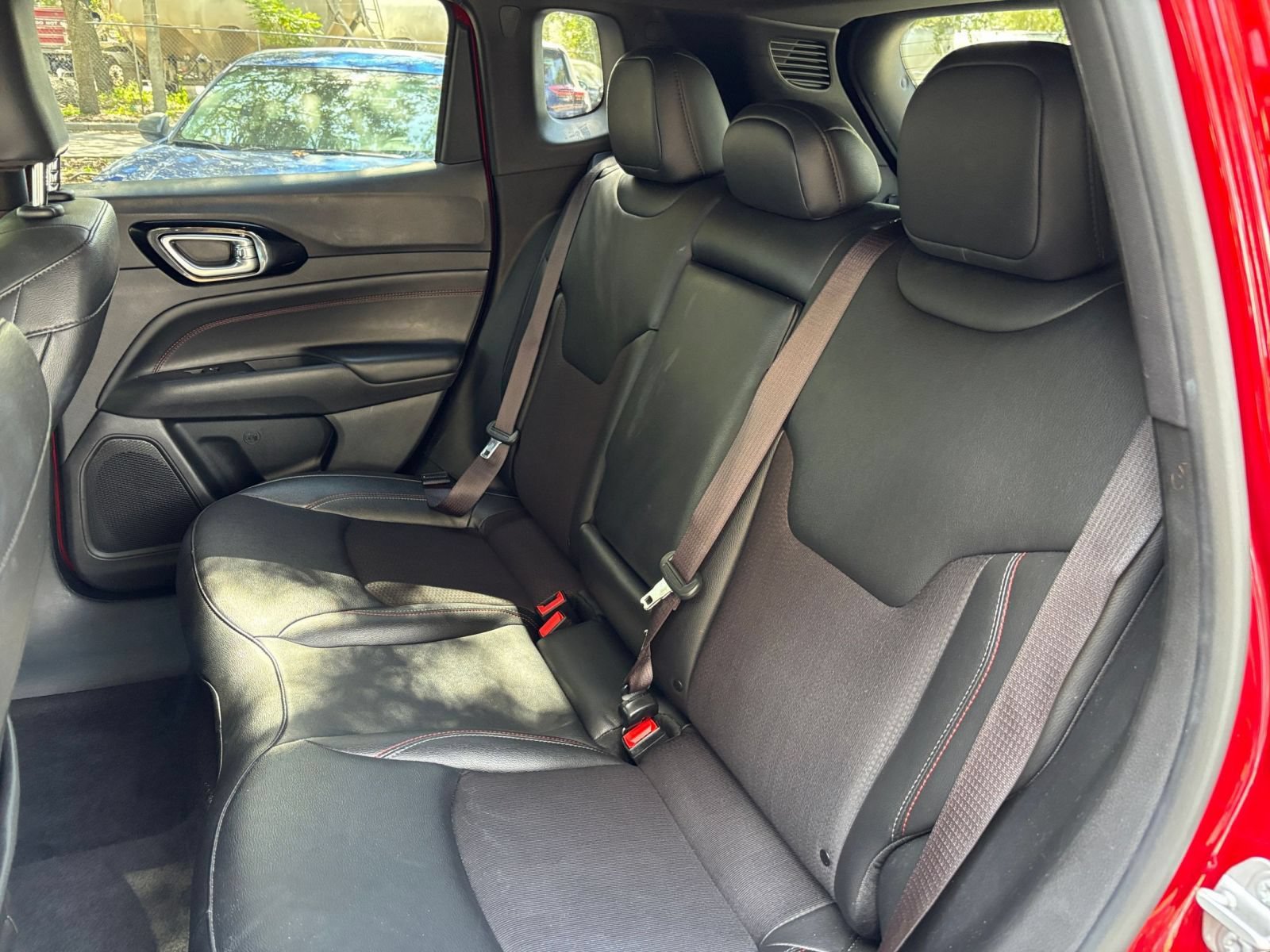 Thumbnail: 2025 Jeep Compass - 32