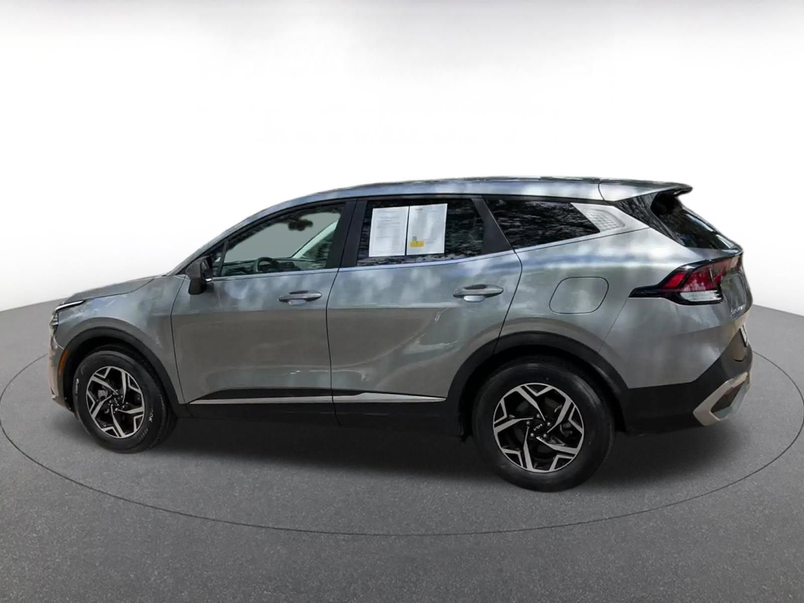 Thumbnail: 2025 Kia Sportage - 10