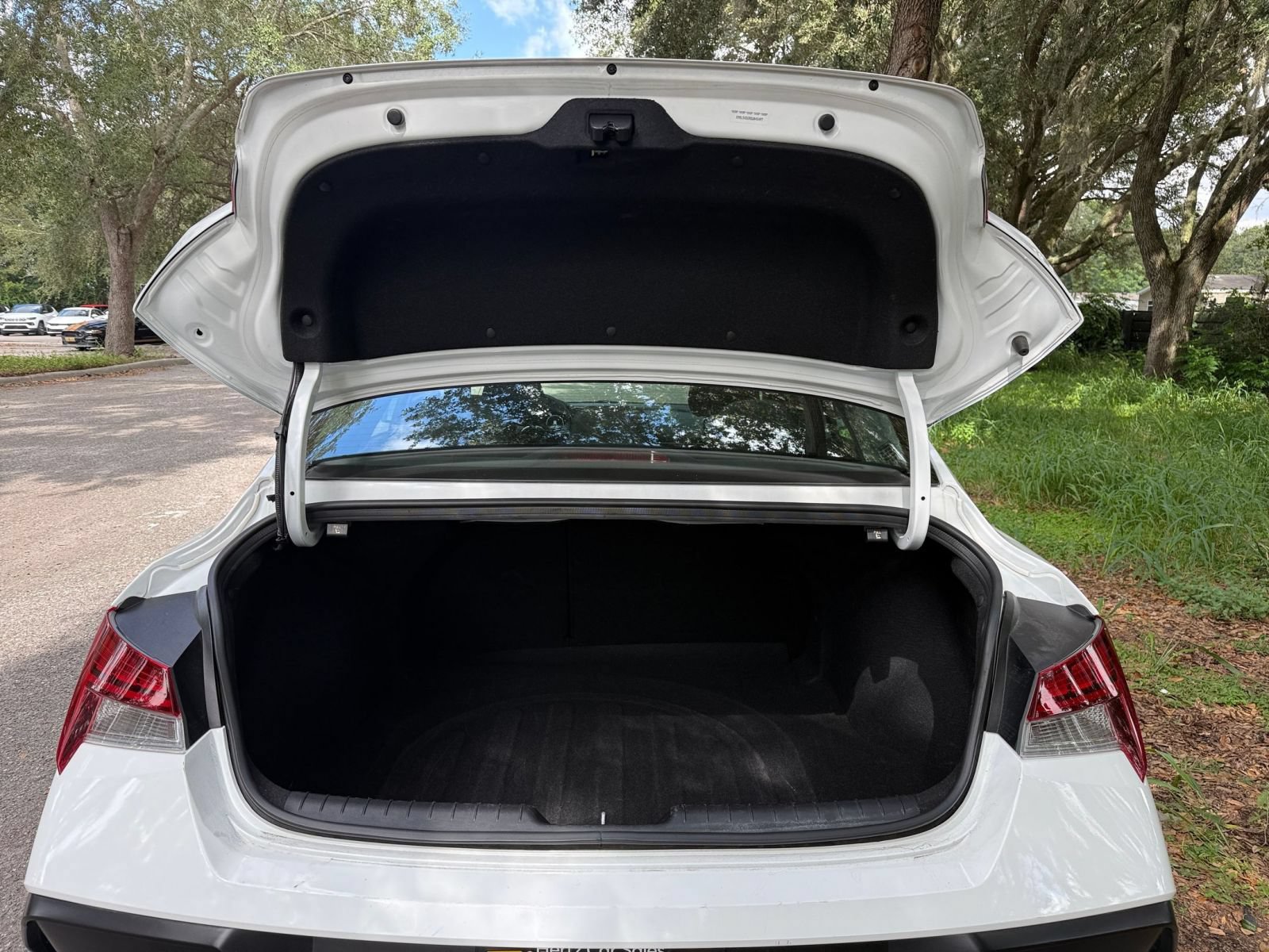Thumbnail: 2025 Hyundai Elantra - 29