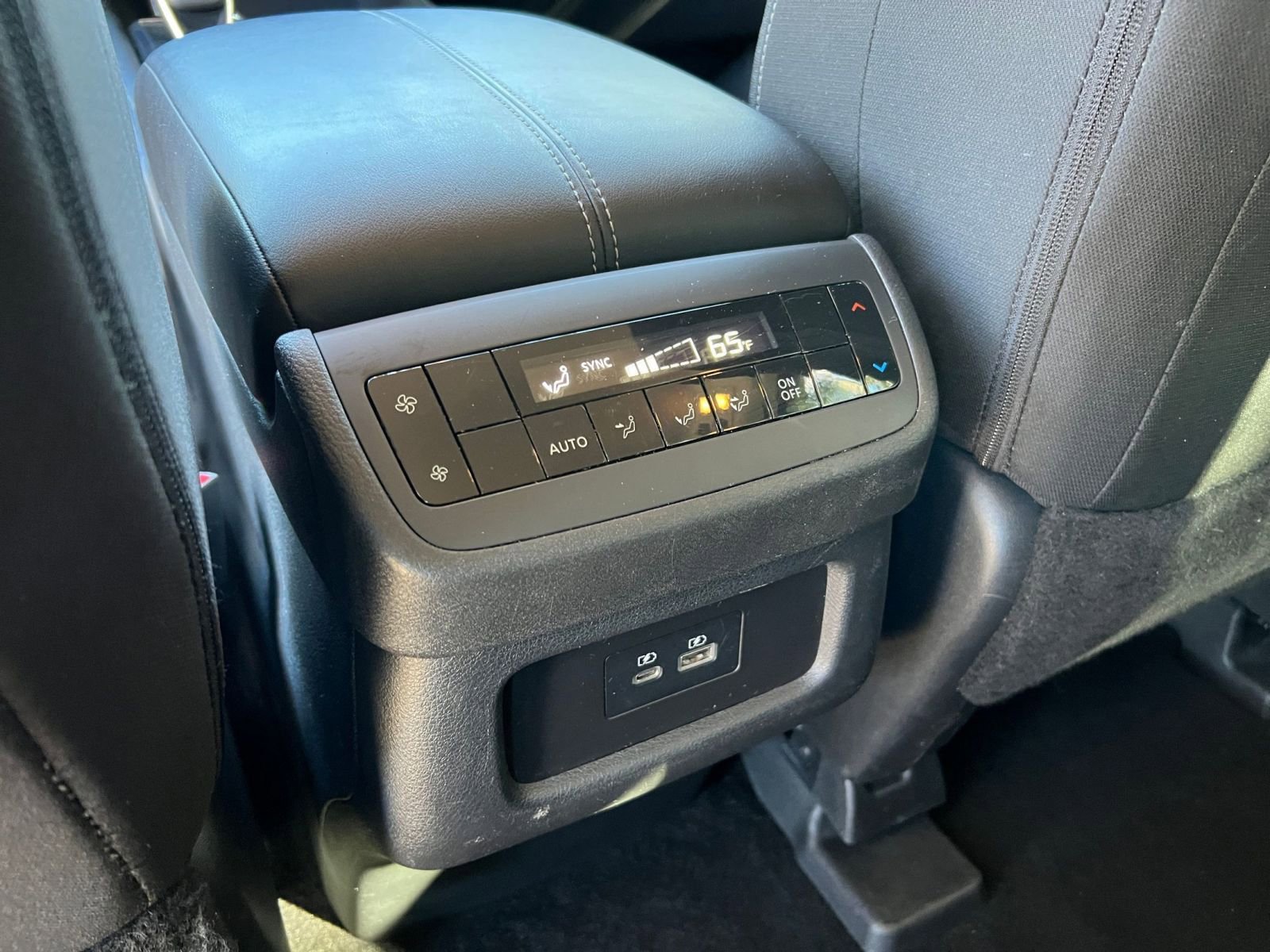 Thumbnail: 2025 Nissan Pathfinder - 24