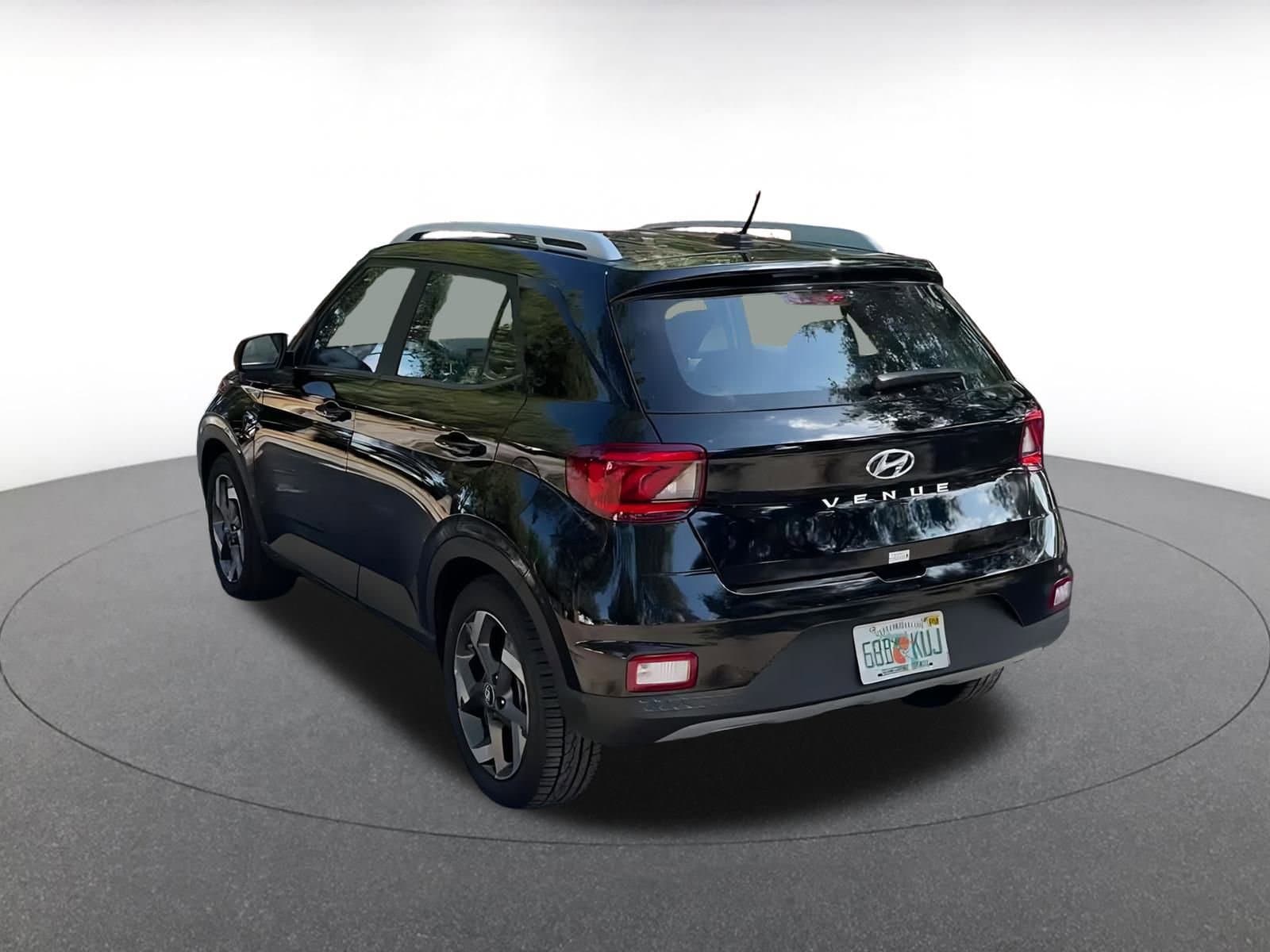 Thumbnail: 2025 Hyundai Venue - 11