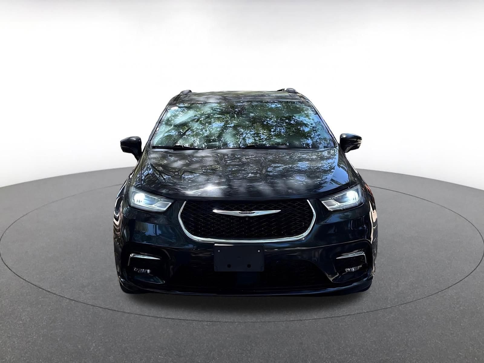 Thumbnail: 2022 Chrysler Pacifica - 2
