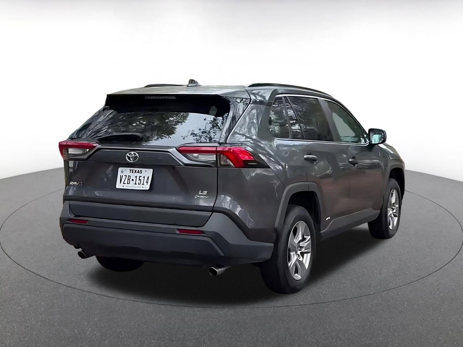 Thumbnail: 2025 Toyota RAV4 - 14