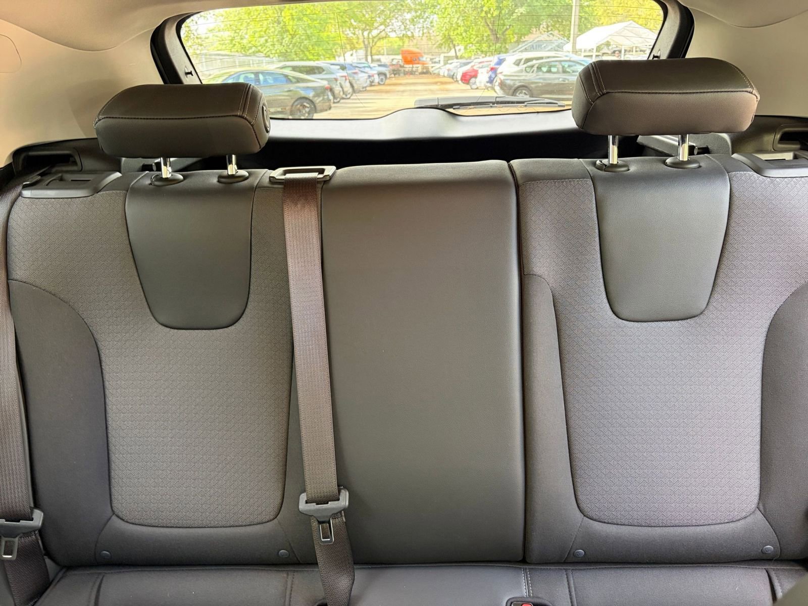 Thumbnail: 2025 Buick Encore GX - 34