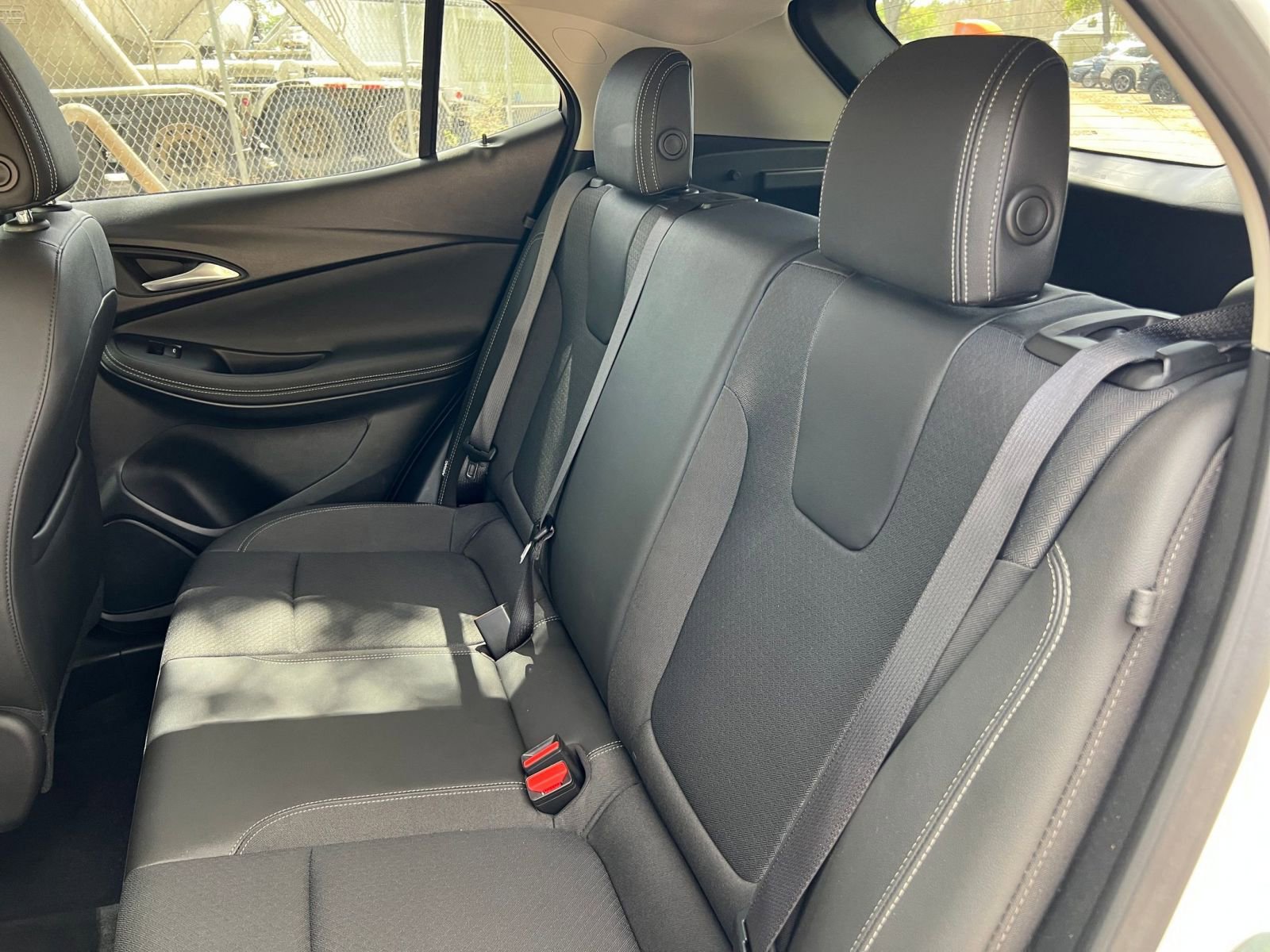 Thumbnail: 2025 Buick Encore GX - 34