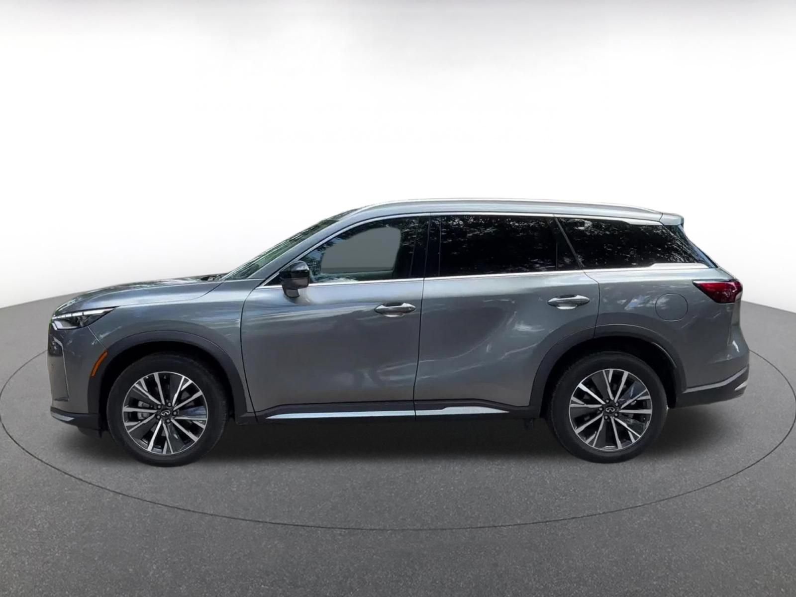 Thumbnail: 2026 INFINITI QX60 - 9