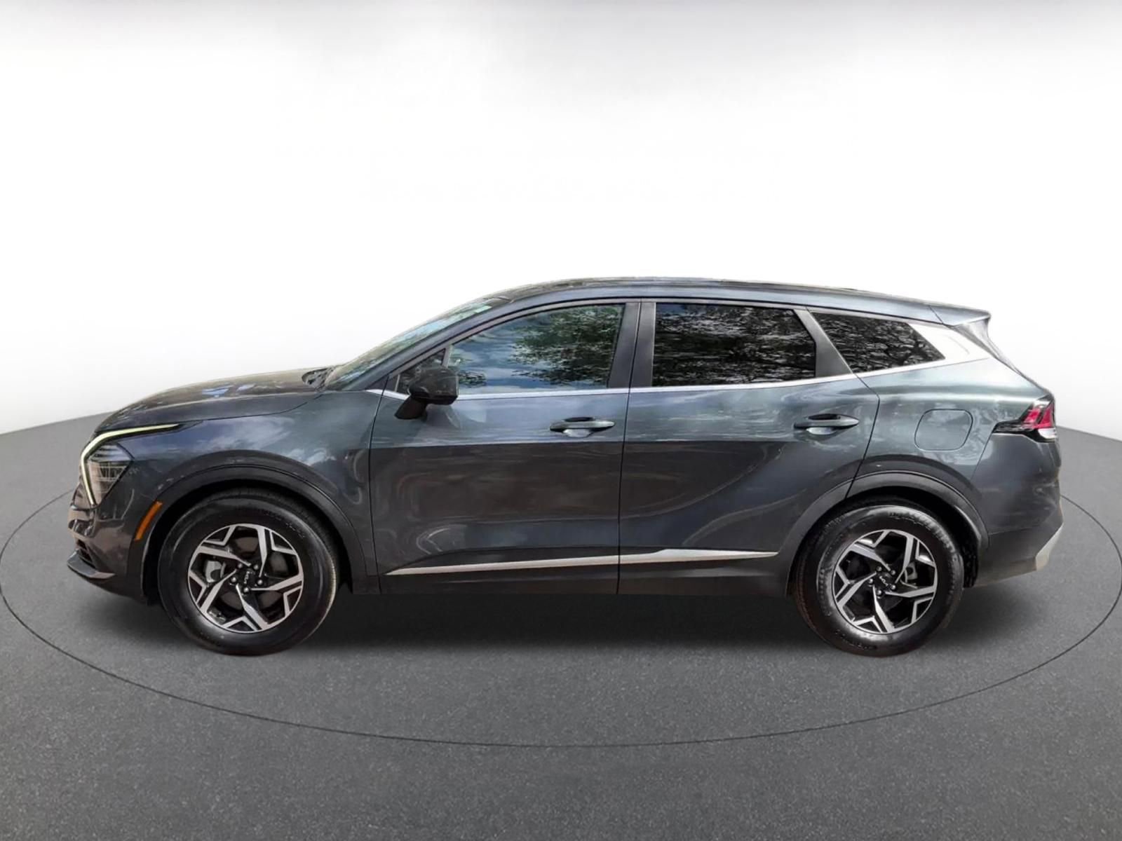 Thumbnail: 2025 Kia Sportage - 9