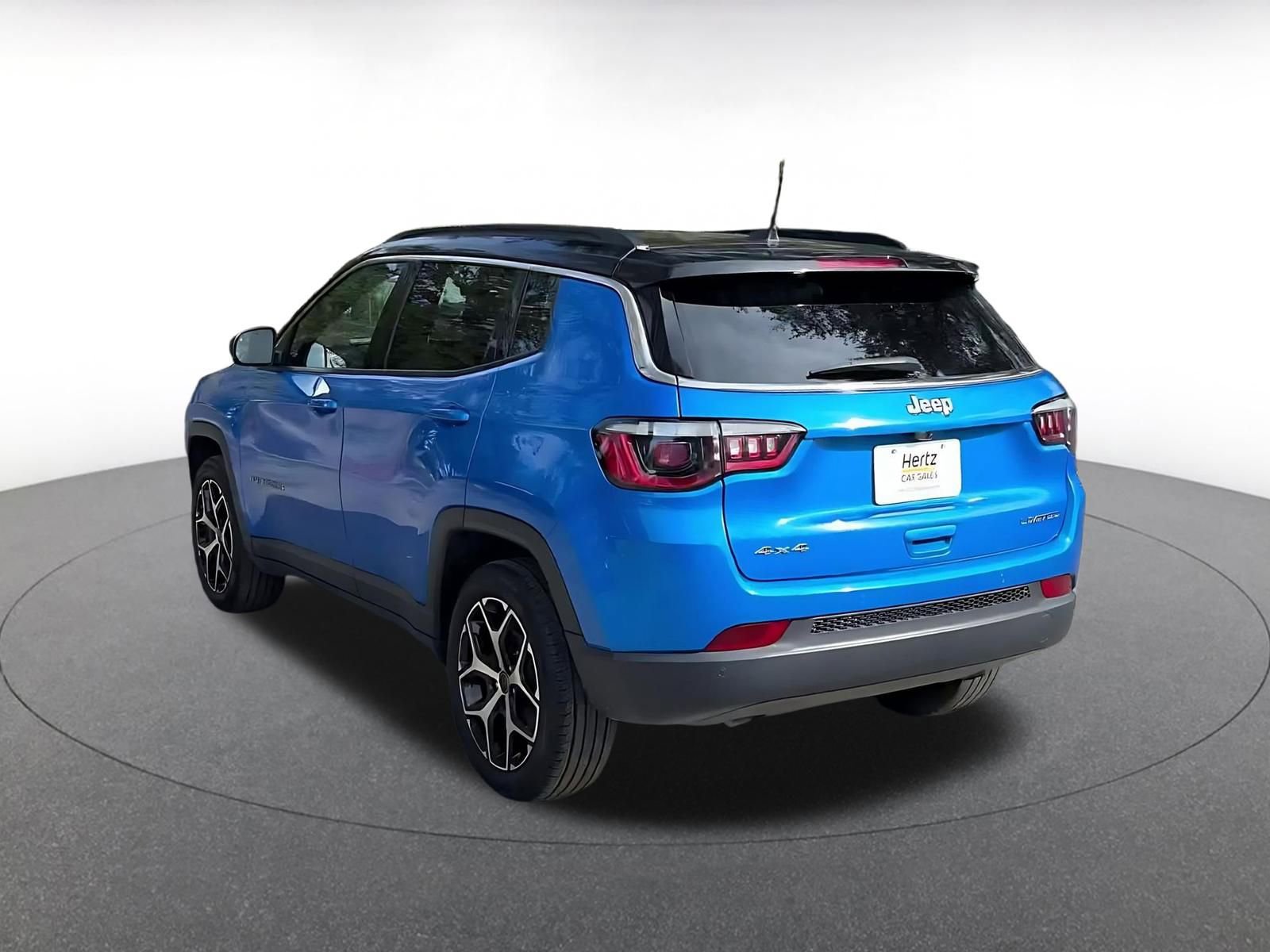 Thumbnail: 2025 Jeep Compass - 11