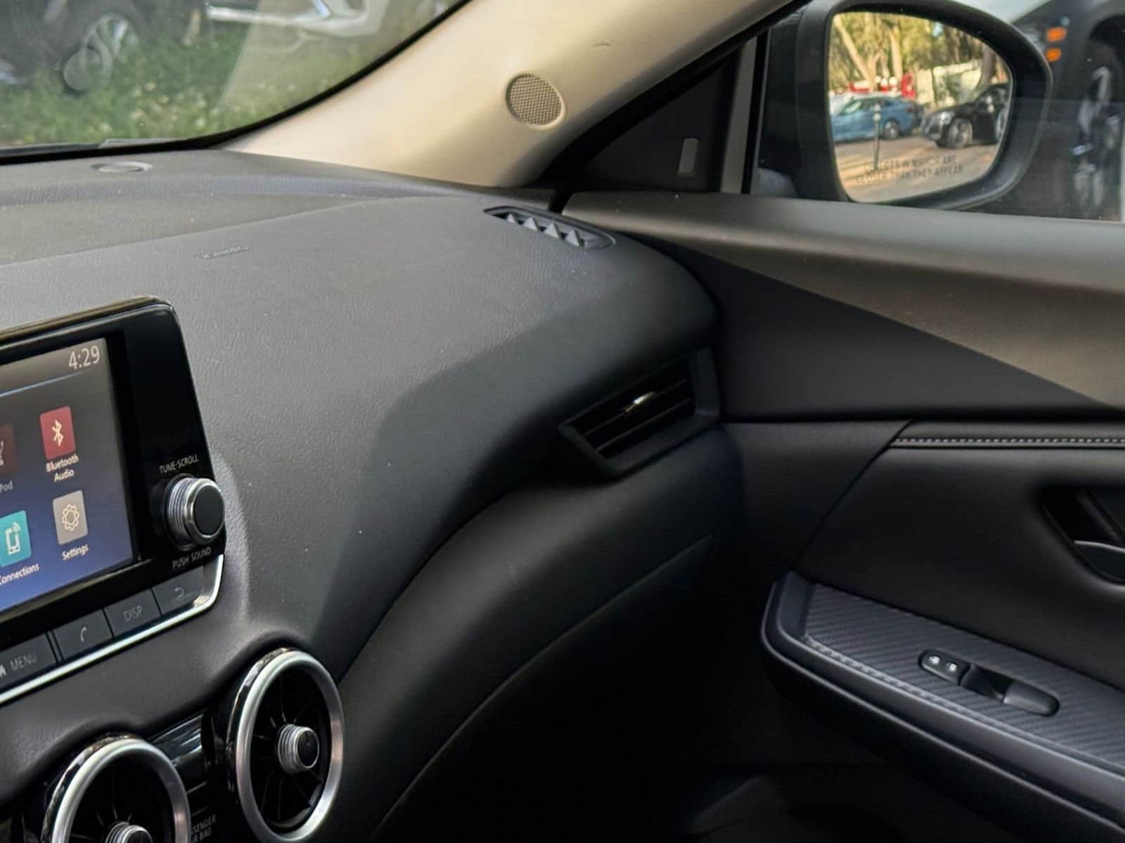 Thumbnail: 2025 Nissan Sentra - 29