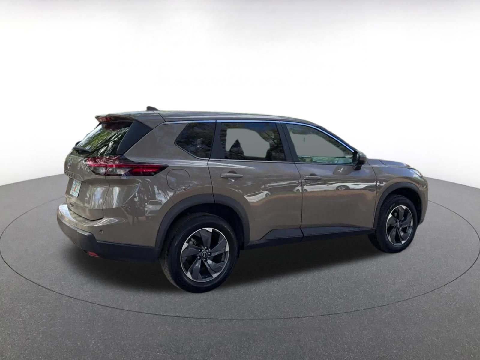 Thumbnail: 2025 Nissan Rogue - 15