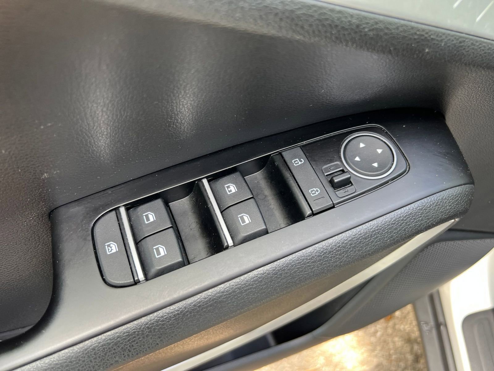 Thumbnail: 2025 Kia Soul - 18