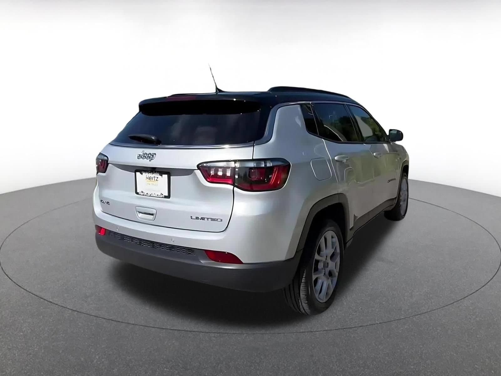 Thumbnail: 2025 Jeep Compass - 14