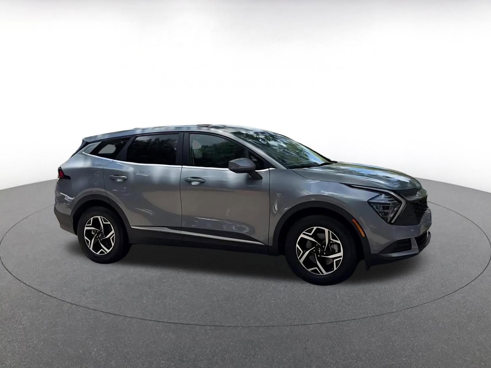 Thumbnail: 2025 Kia Sportage - 2