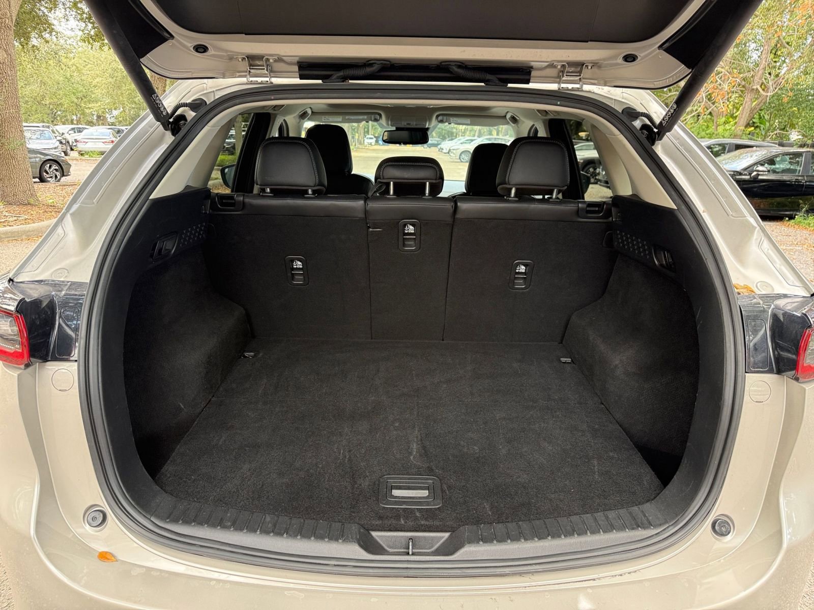 Thumbnail: 2025 Mazda CX-5 - 24