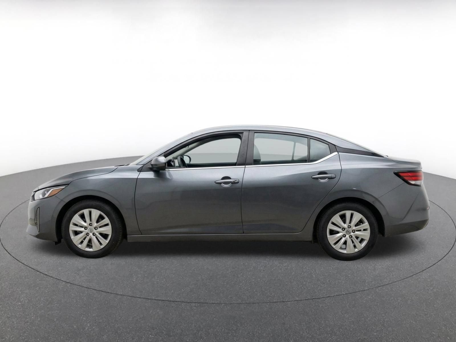 Thumbnail: 2025 Nissan Sentra - 4