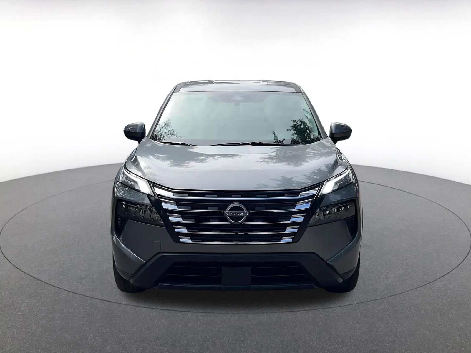 Thumbnail: 2025 Nissan Rogue - 3