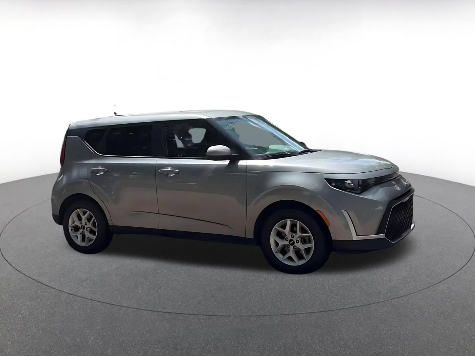 Thumbnail: 2025 Kia Soul - 2