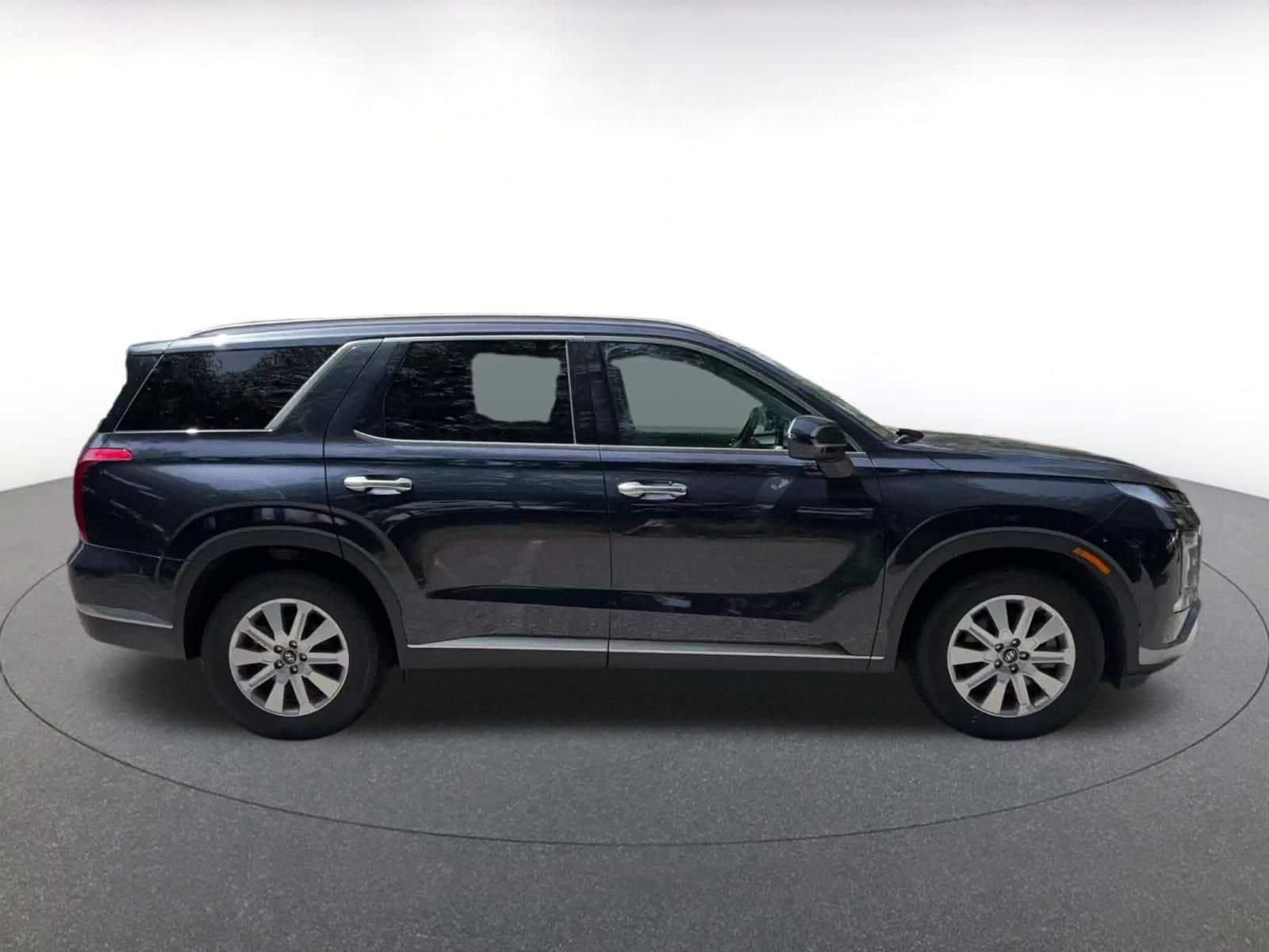 Thumbnail: 2024 Hyundai Palisade - 16
