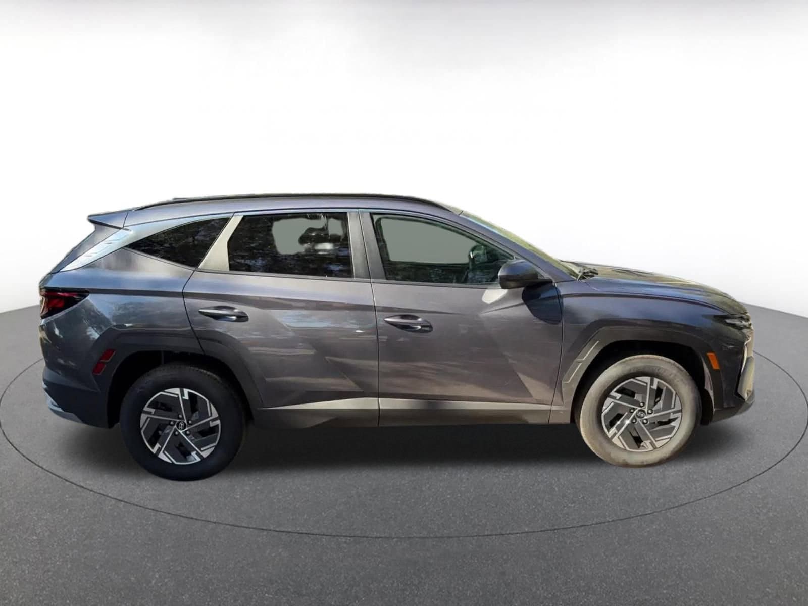 Thumbnail: 2025 Hyundai Tucson - 16