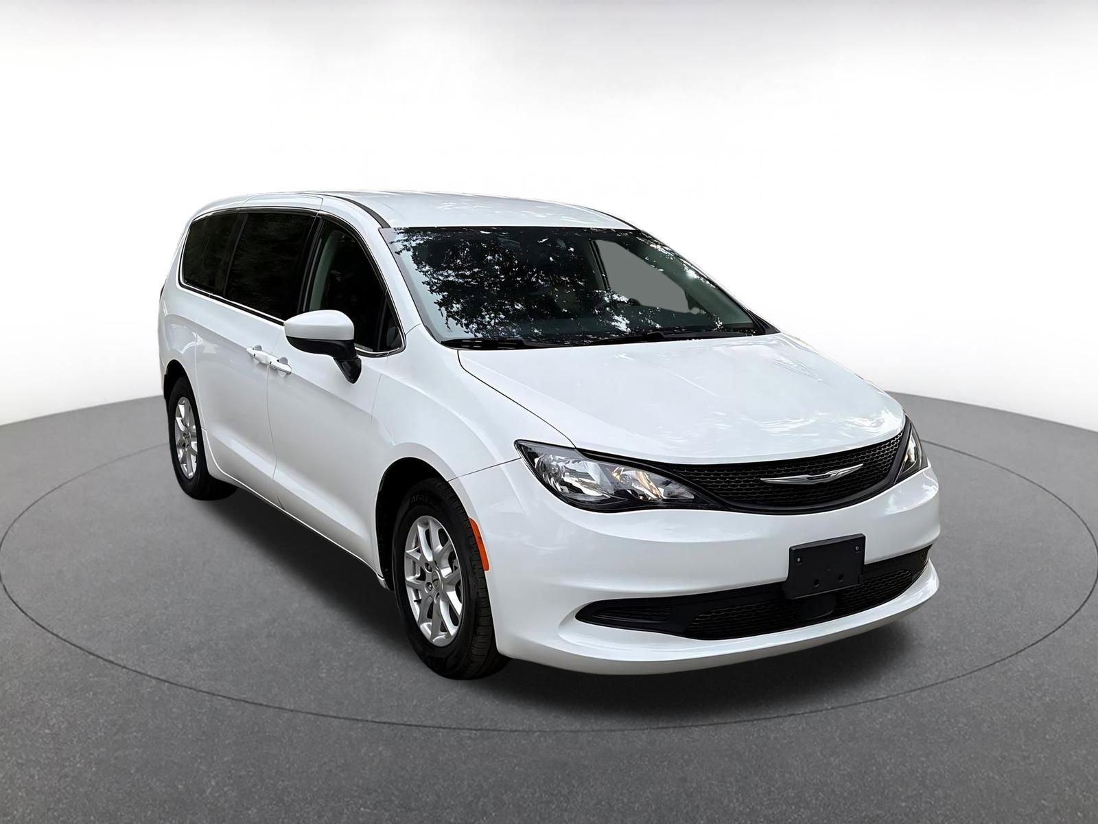 Thumbnail: 2023 Chrysler Voyager - 1