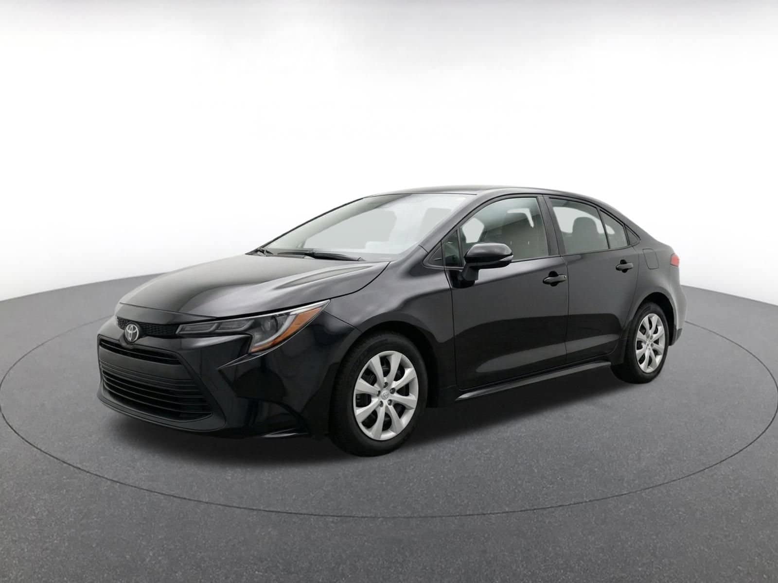 Thumbnail: 2025 Toyota Corolla - 3