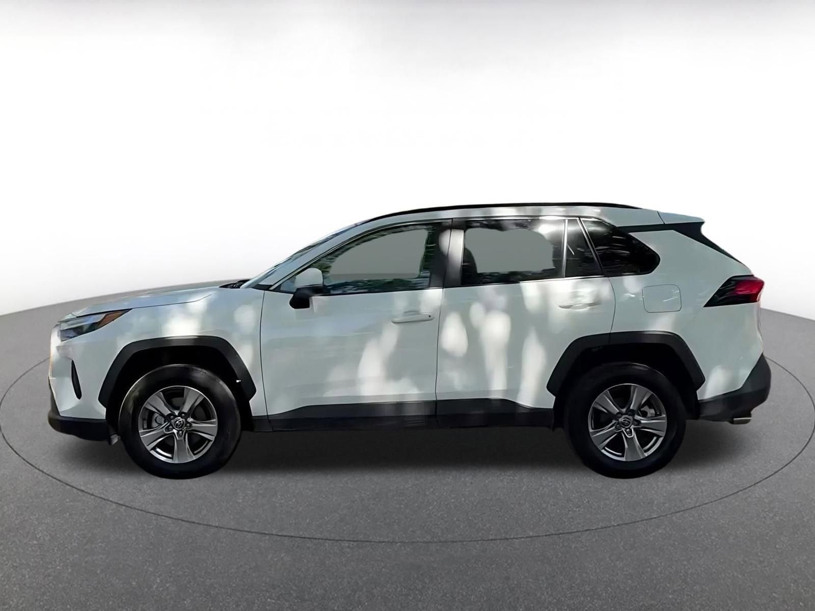 Thumbnail: 2025 Toyota RAV4 - 9
