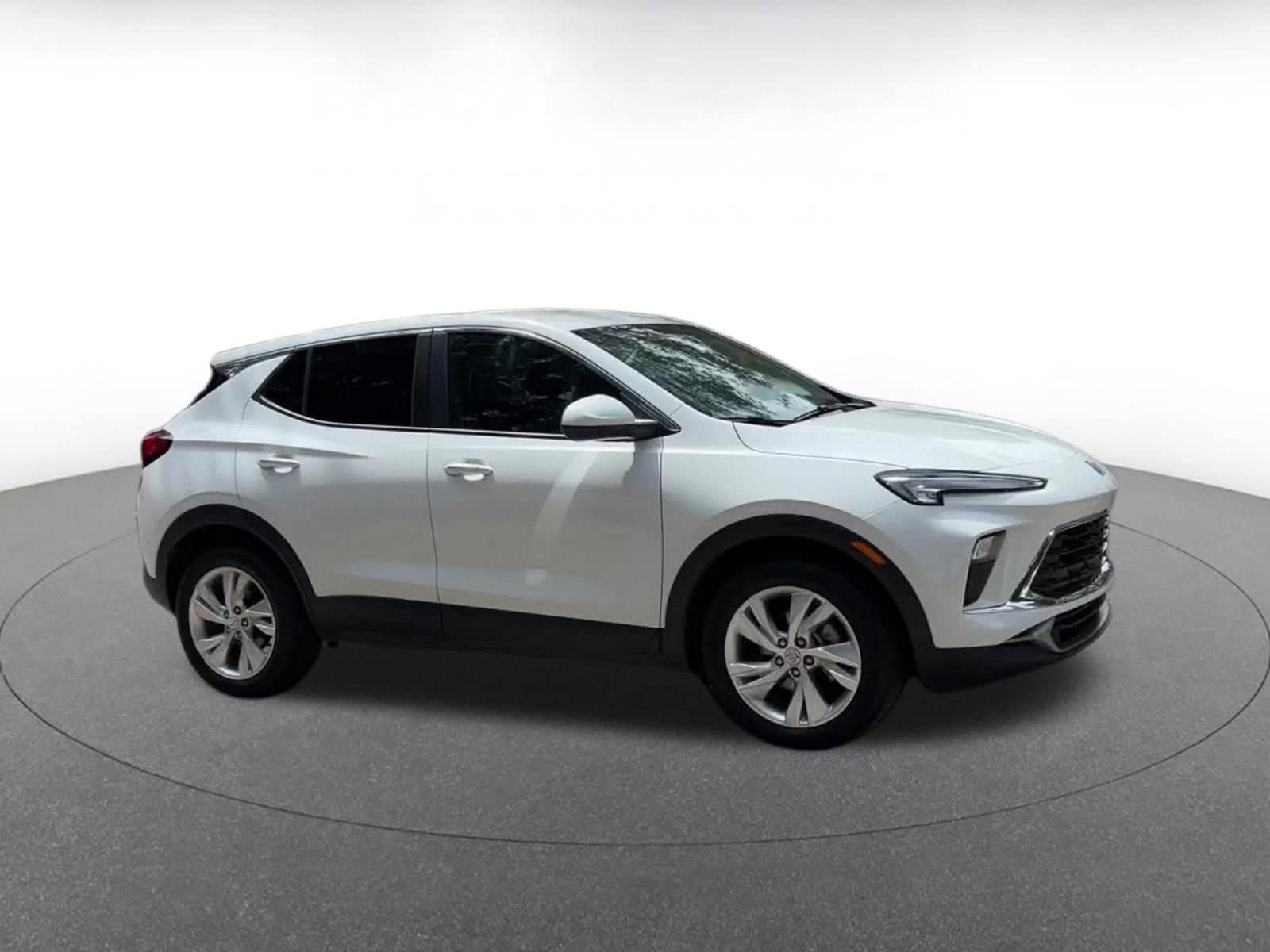 Thumbnail: 2025 Buick Encore GX - 2
