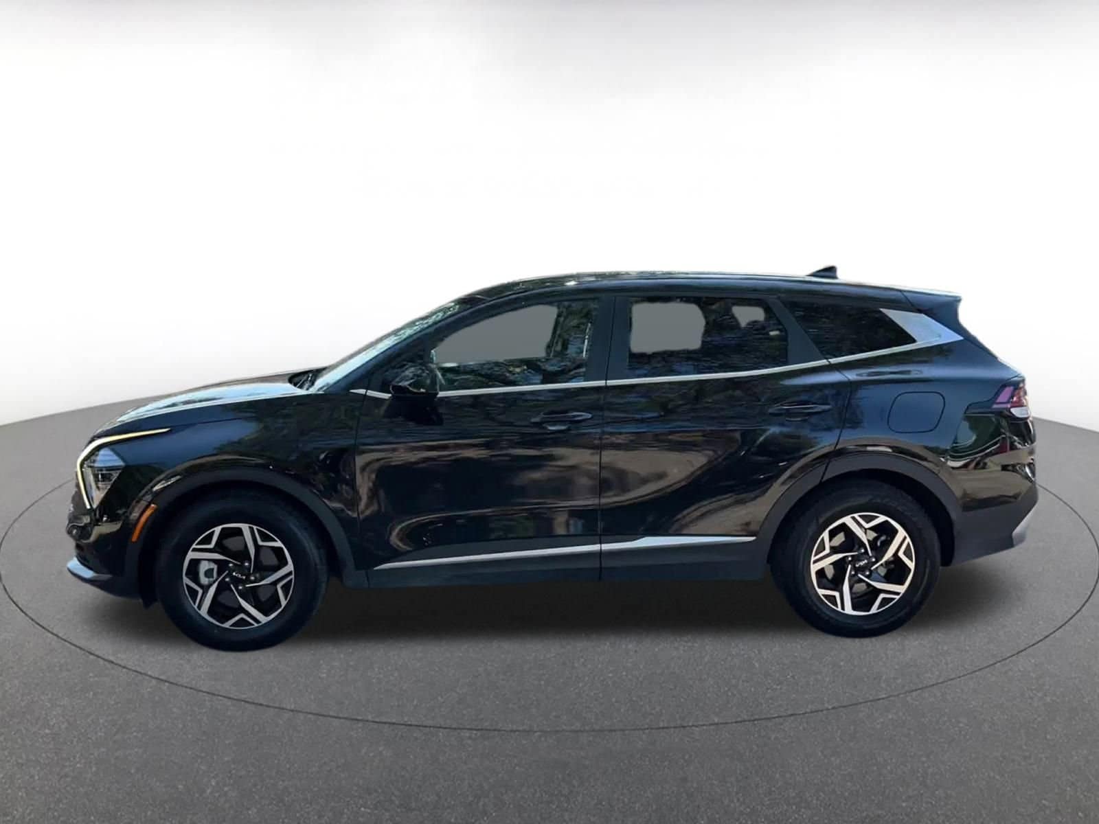 Thumbnail: 2024 Kia Sportage - 9