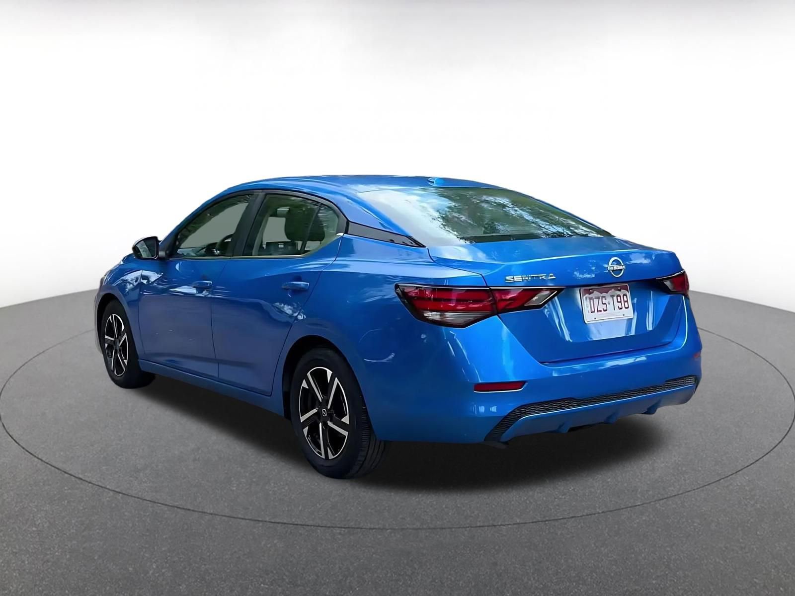 Thumbnail: 2025 Nissan Sentra - 11