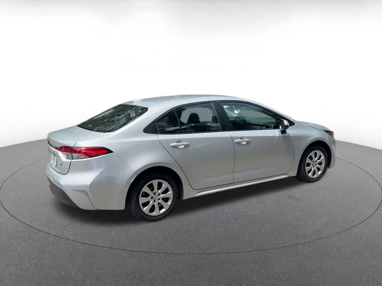 Thumbnail: 2025 Toyota Corolla - 15