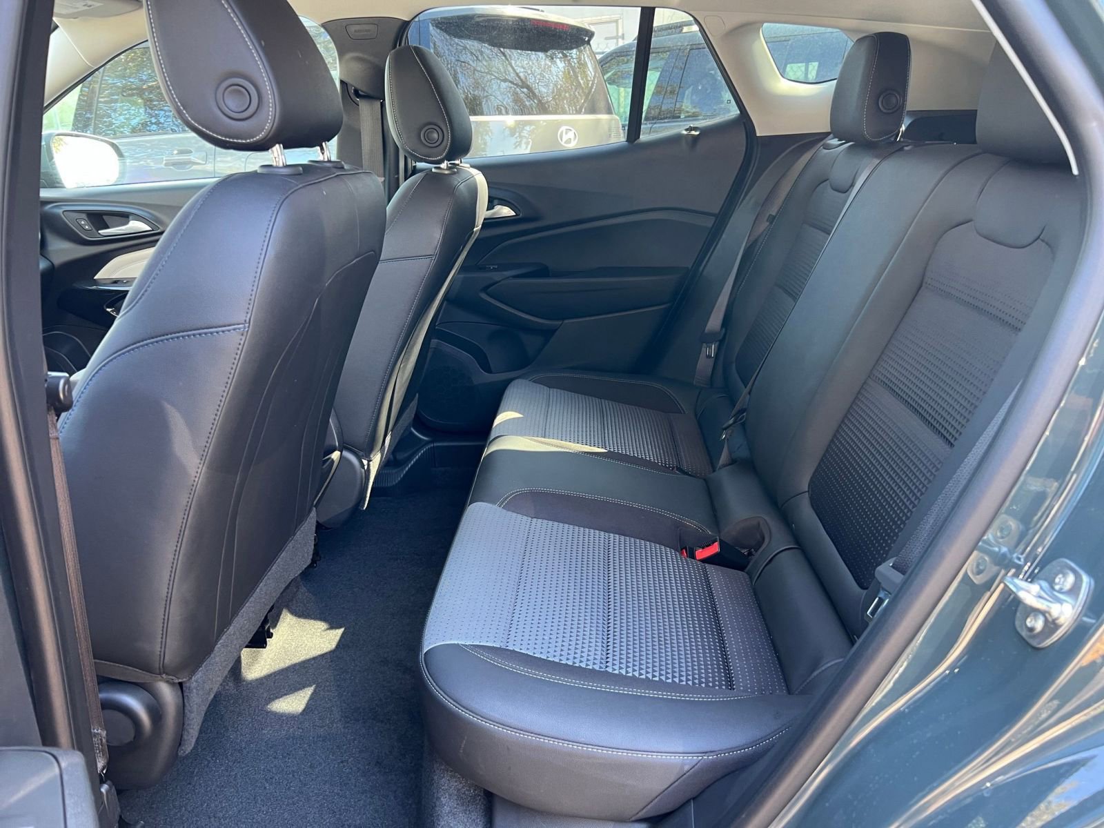 Thumbnail: 2025 Chevrolet Trax - 22