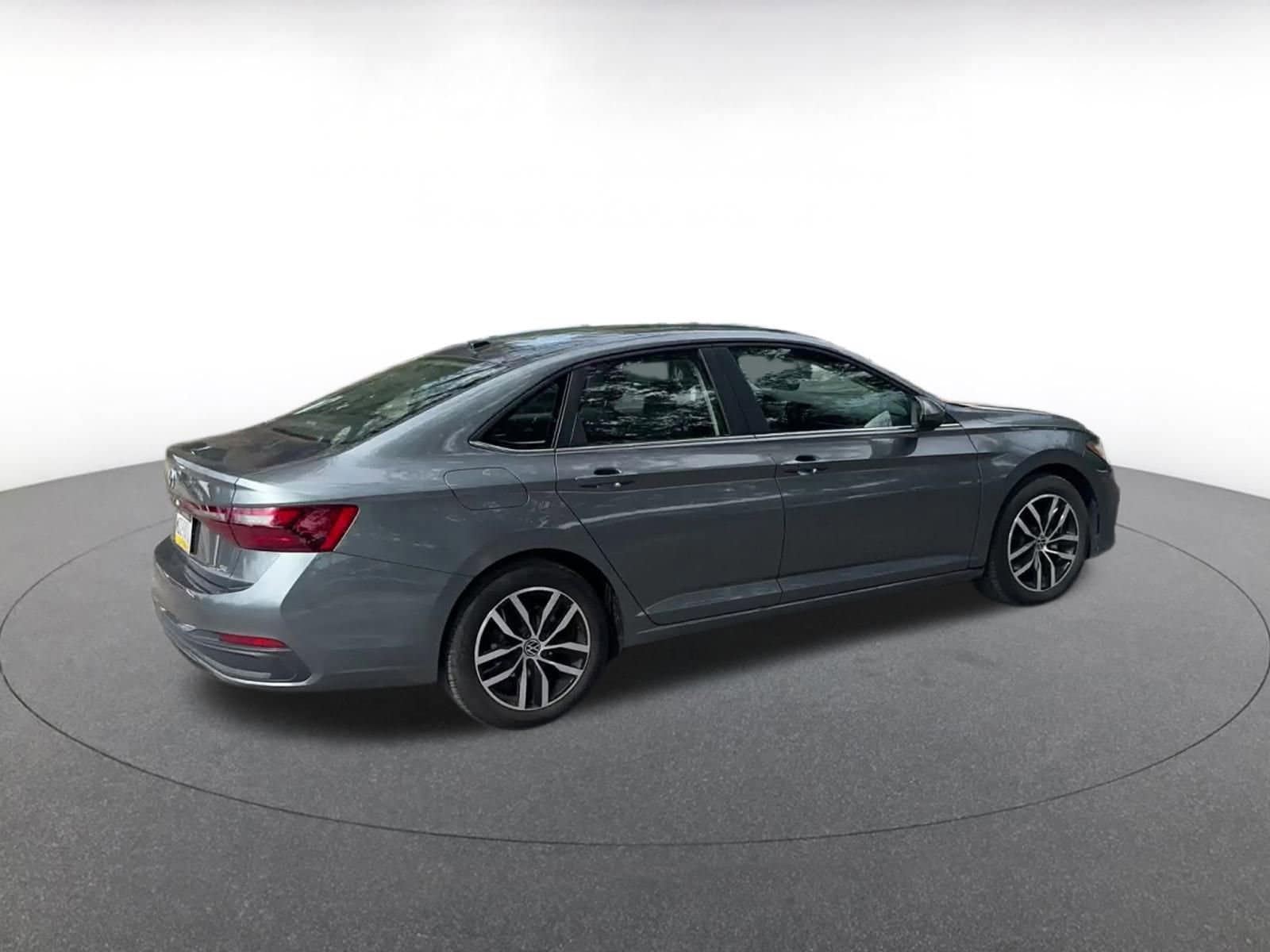 Thumbnail: 2025 Volkswagen Jetta - 22