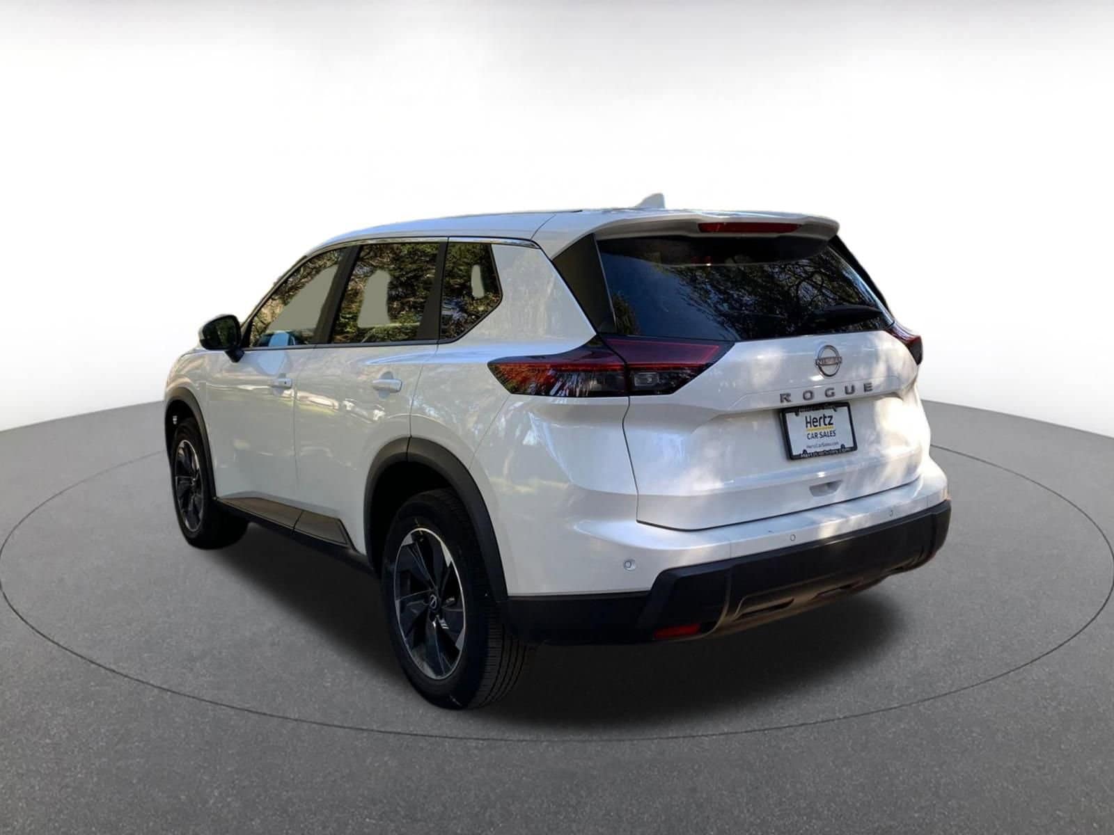 Thumbnail: 2025 Nissan Rogue - 5