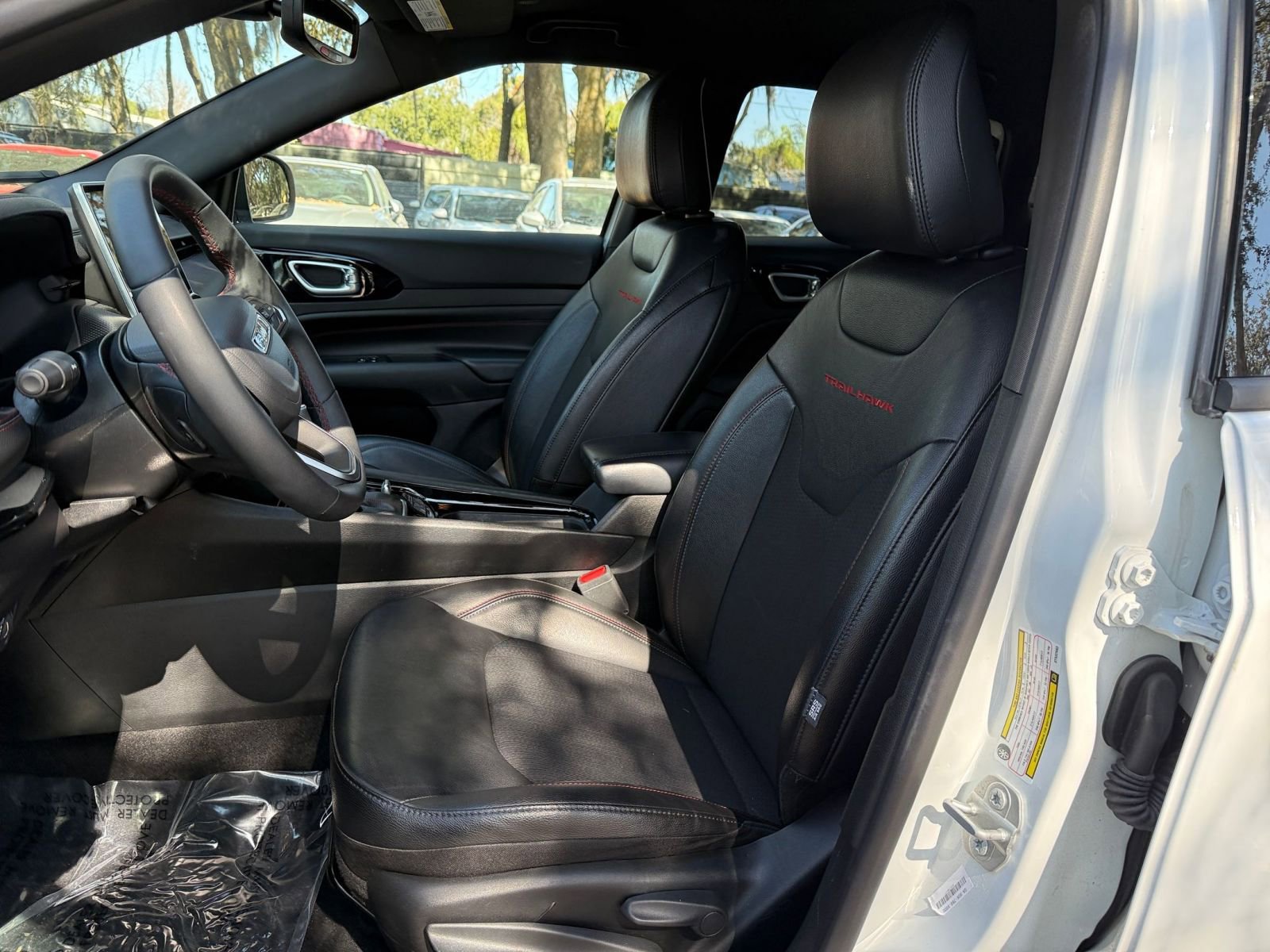 Thumbnail: 2025 Jeep Compass - 31